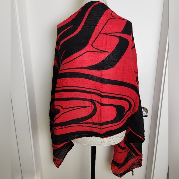 Native Northwest Orca Scarf - Picture 3 of 15